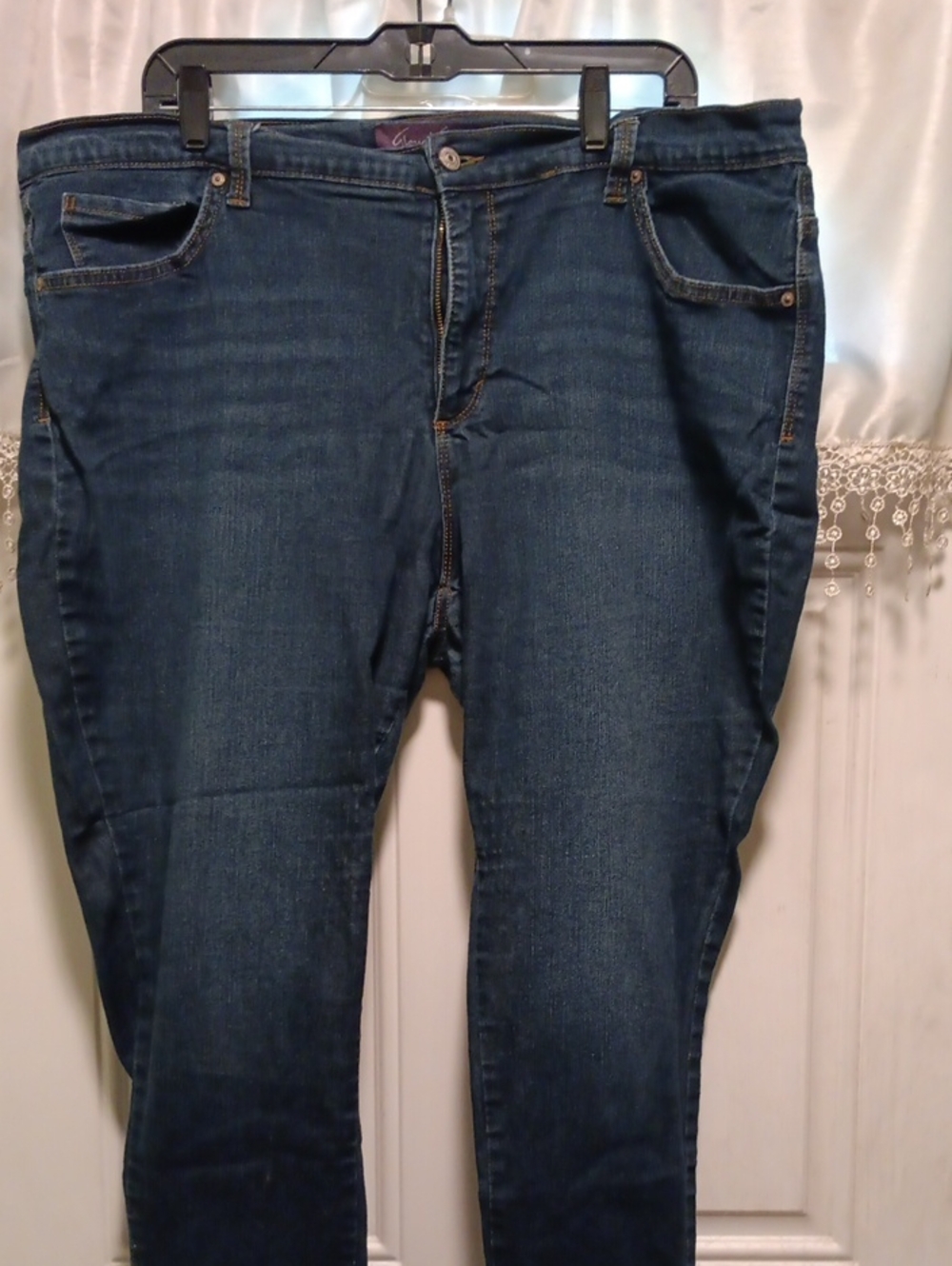 2/$12 Gloria Vanderbilt Dark Blue Slim Women's Jeans